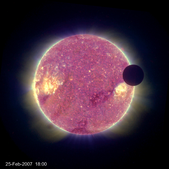 Moon & Sun Interact in Surprising Way